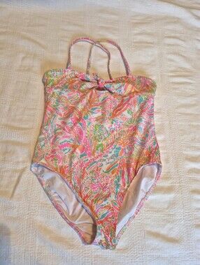 Lilly Pulitzer girls size 12 latice back straps, no defects, sand or pulls EUC